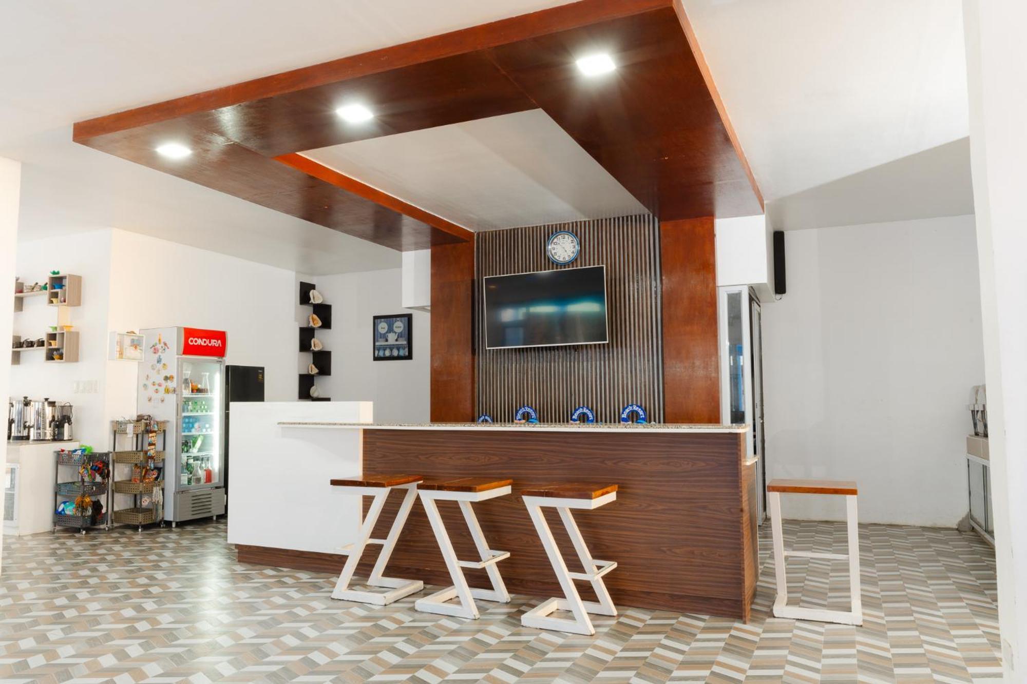 Q Beach Resort Cabangan Kültér fotó